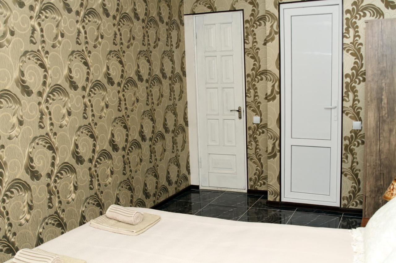 Georgian Hosts Tbilisi Hotel Luaran gambar