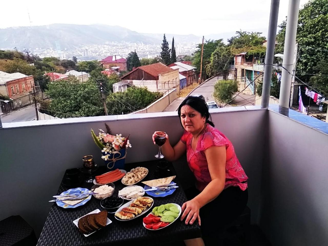 Georgian Hosts Tbilisi Hotel Luaran gambar